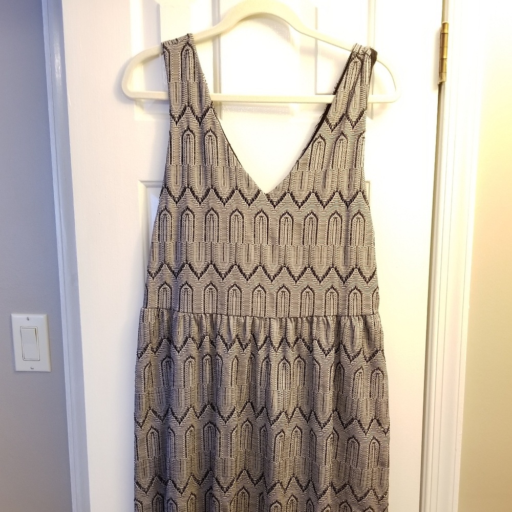 Black & white print dress